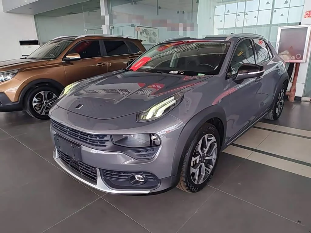 Lynk & Co 02