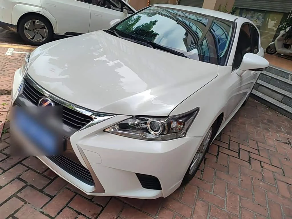 Lexus CT