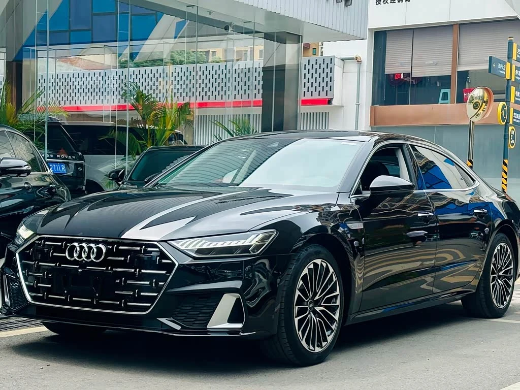Audi A7L