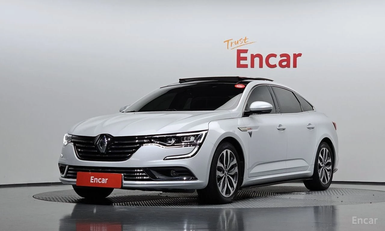Renault SM6