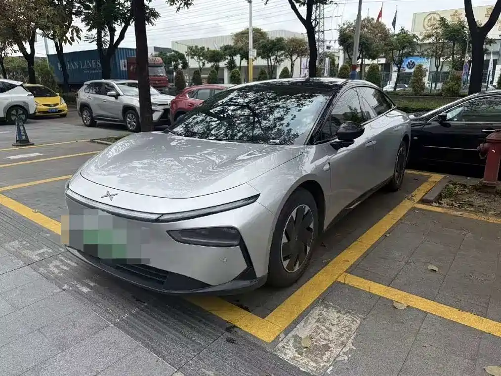 Xpeng P7