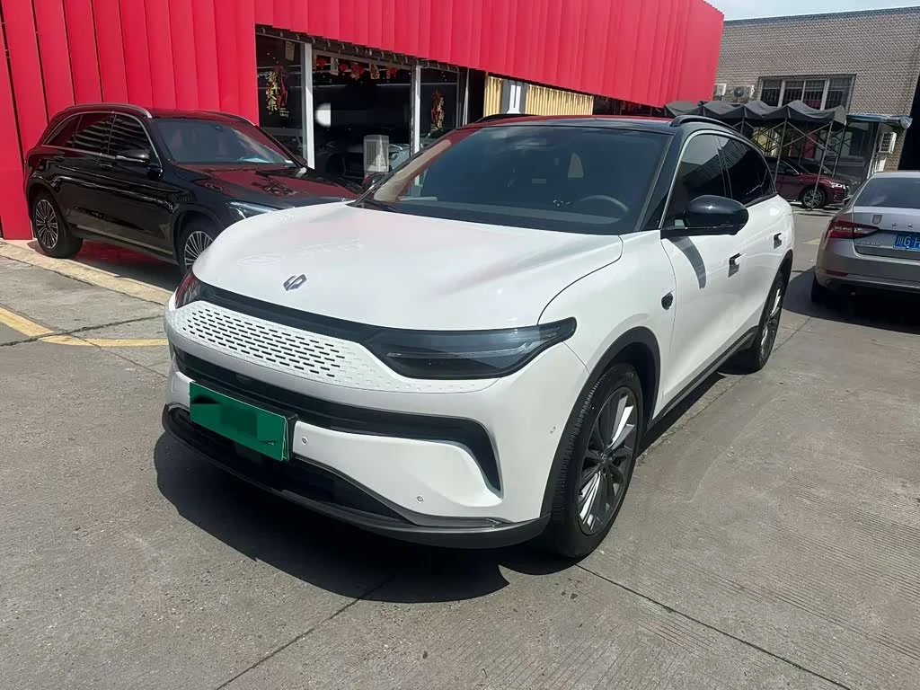 Leapmotor C11