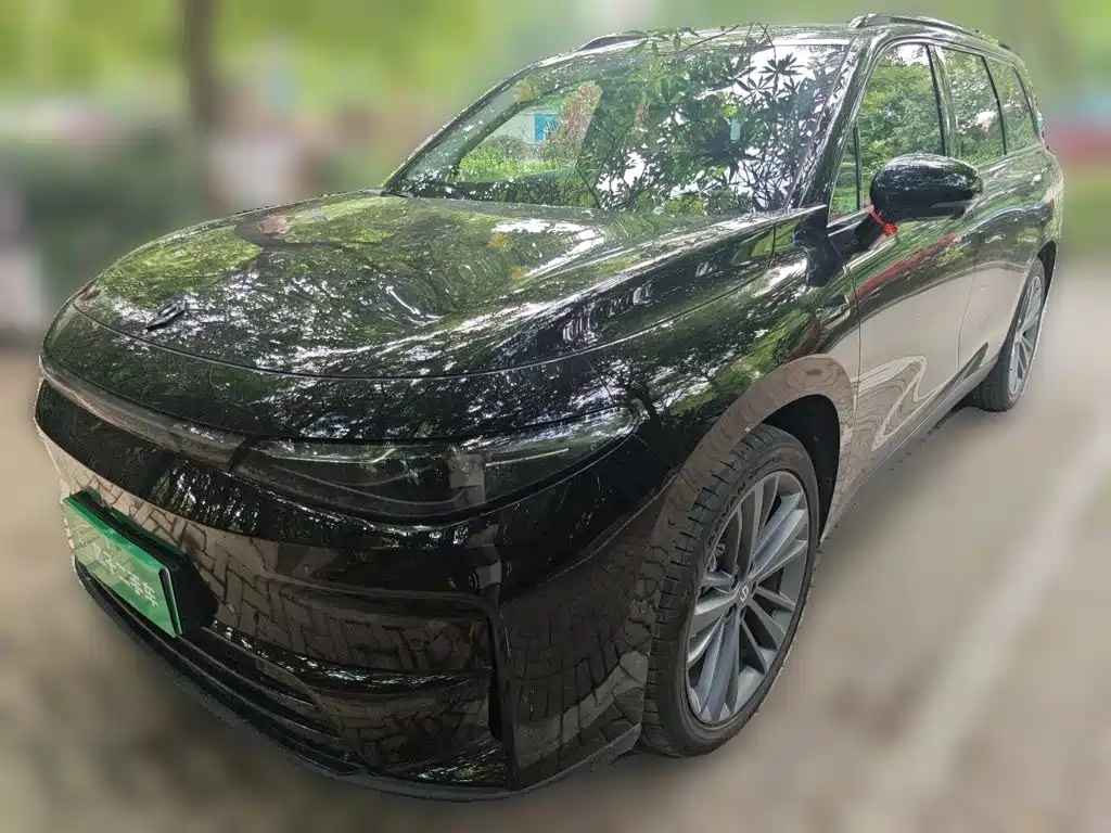 Leapmotor C16