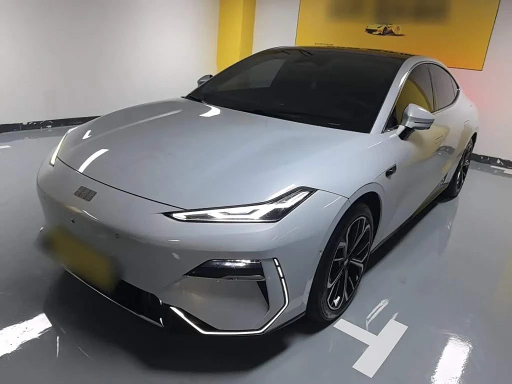 Geely Galaxy Galaxy E8