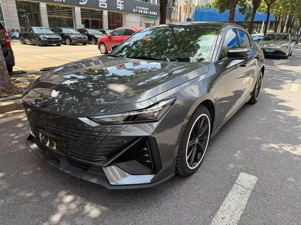 Changan UNI-V