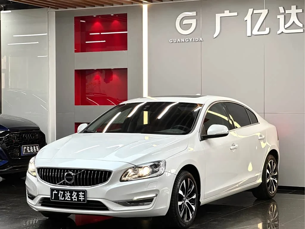 Volvo S60