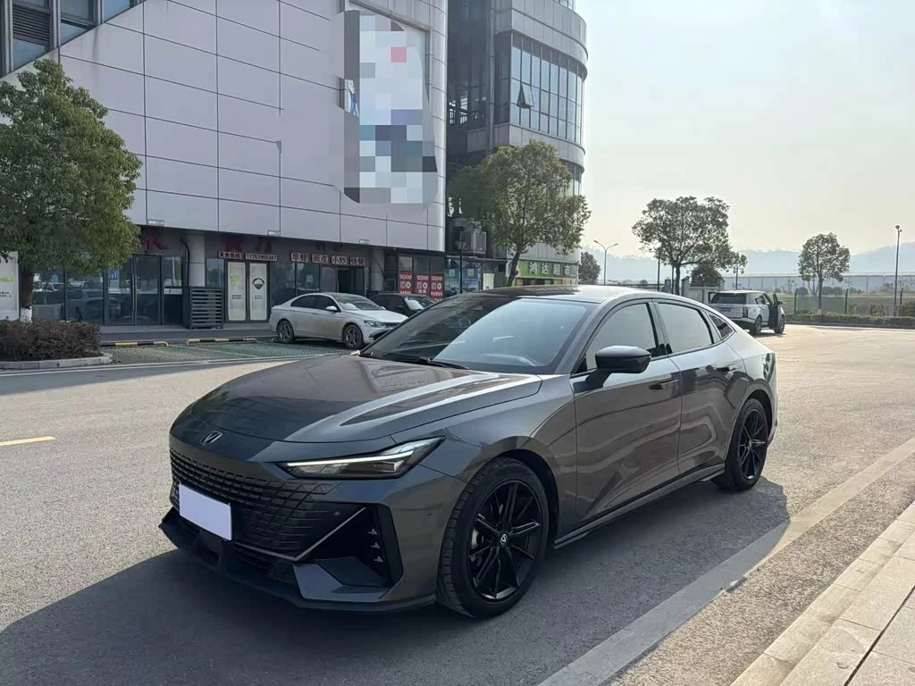 Changan UNI-V