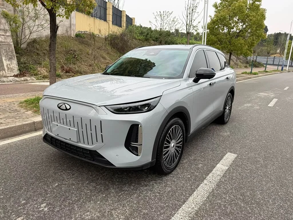 Chery T9