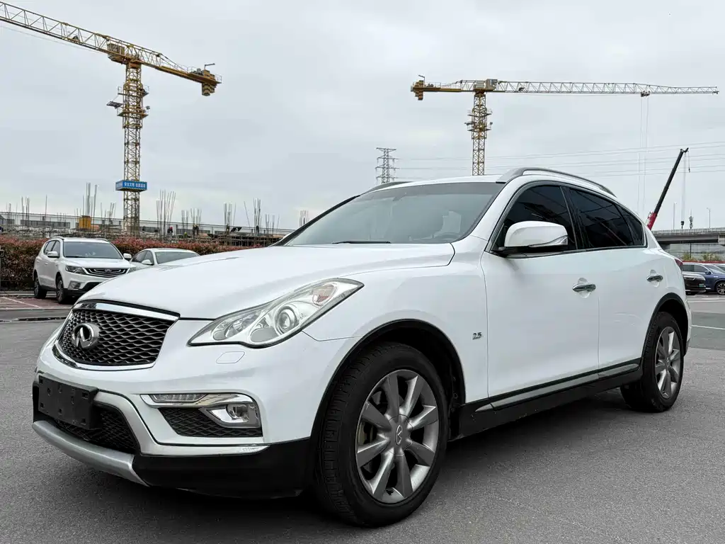 Infiniti QX50