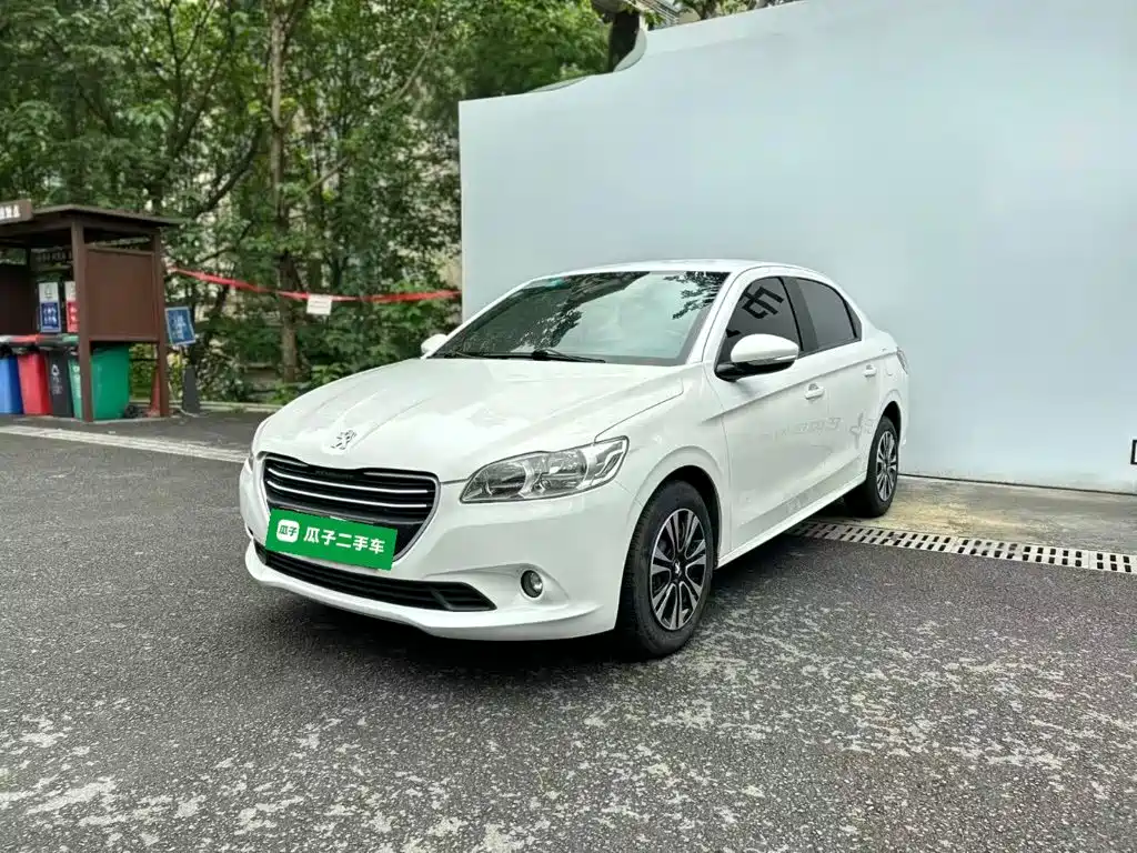 Peugeot 301