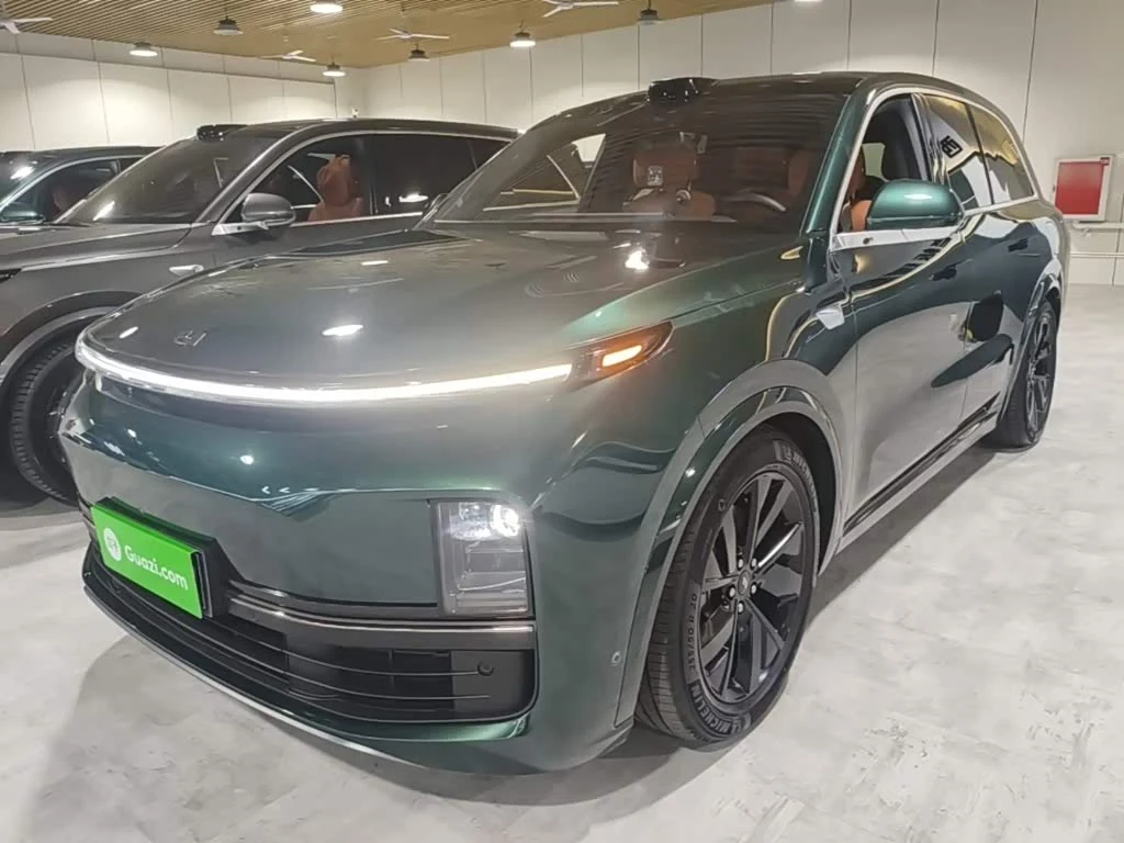 Li Auto L8