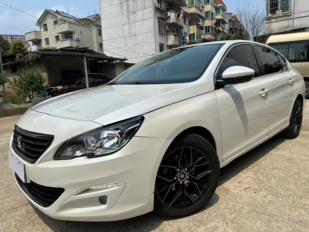 Peugeot 408