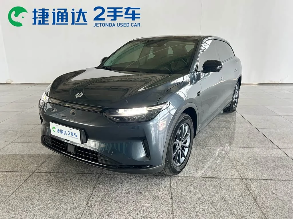Leapmotor C11