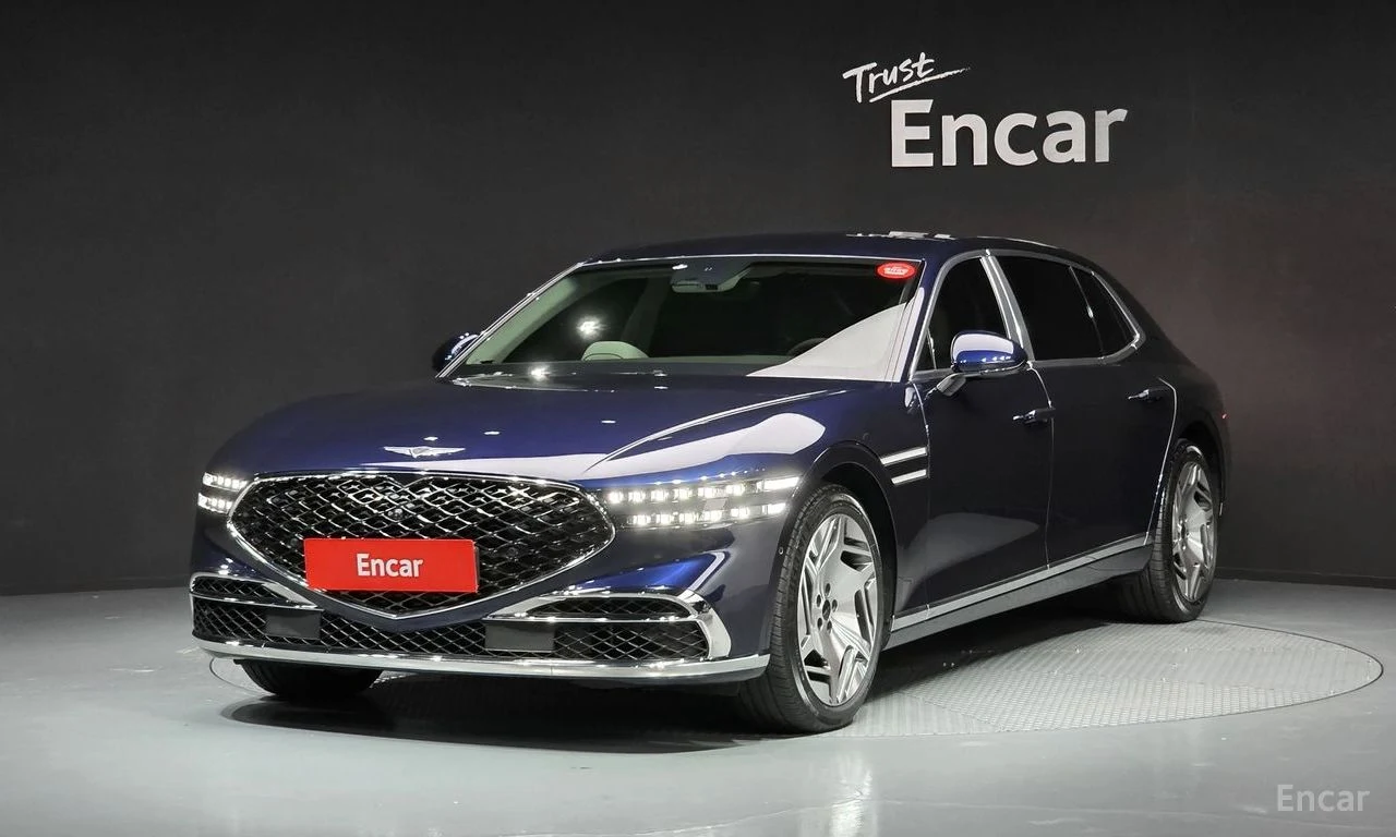 Genesis G90