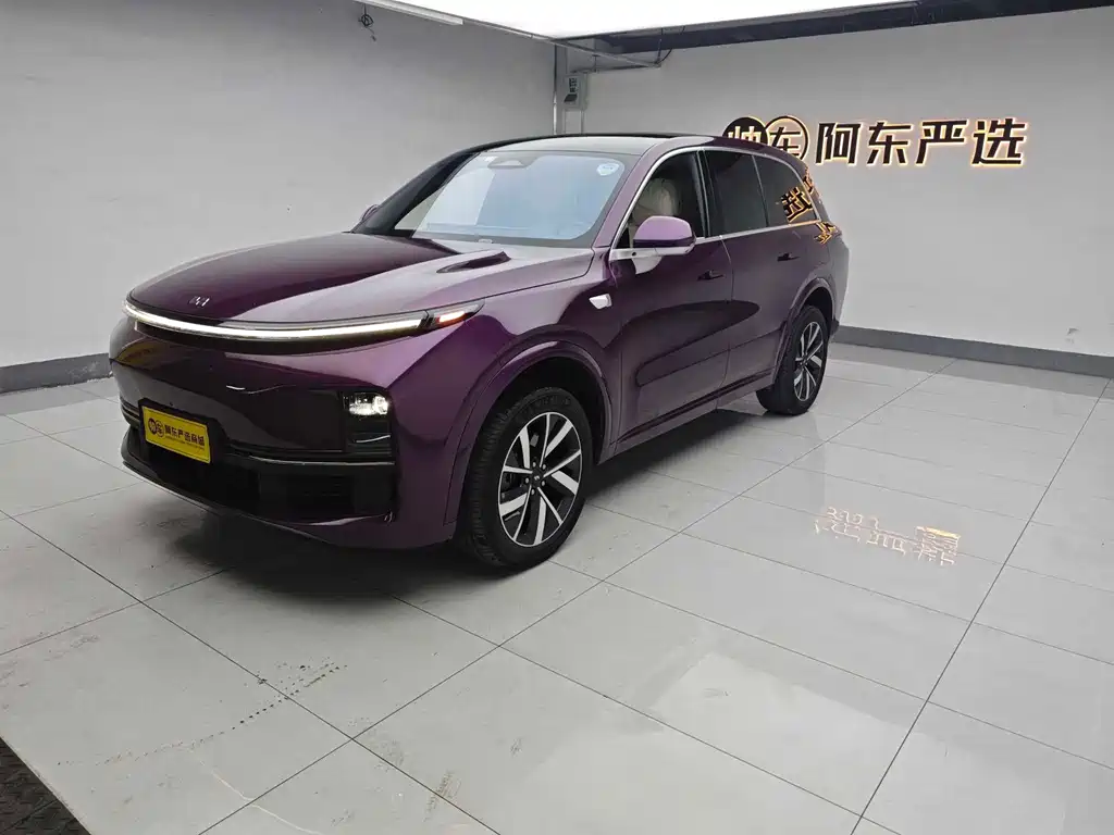 Li Auto L8