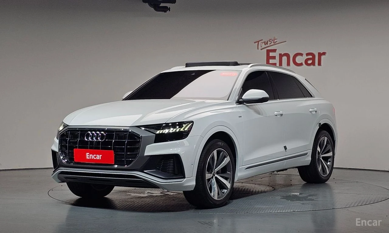 Audi Q8