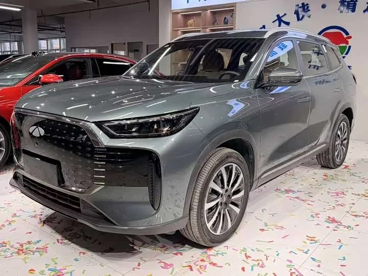 Chery T8