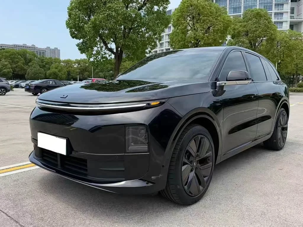 Li Auto L6
