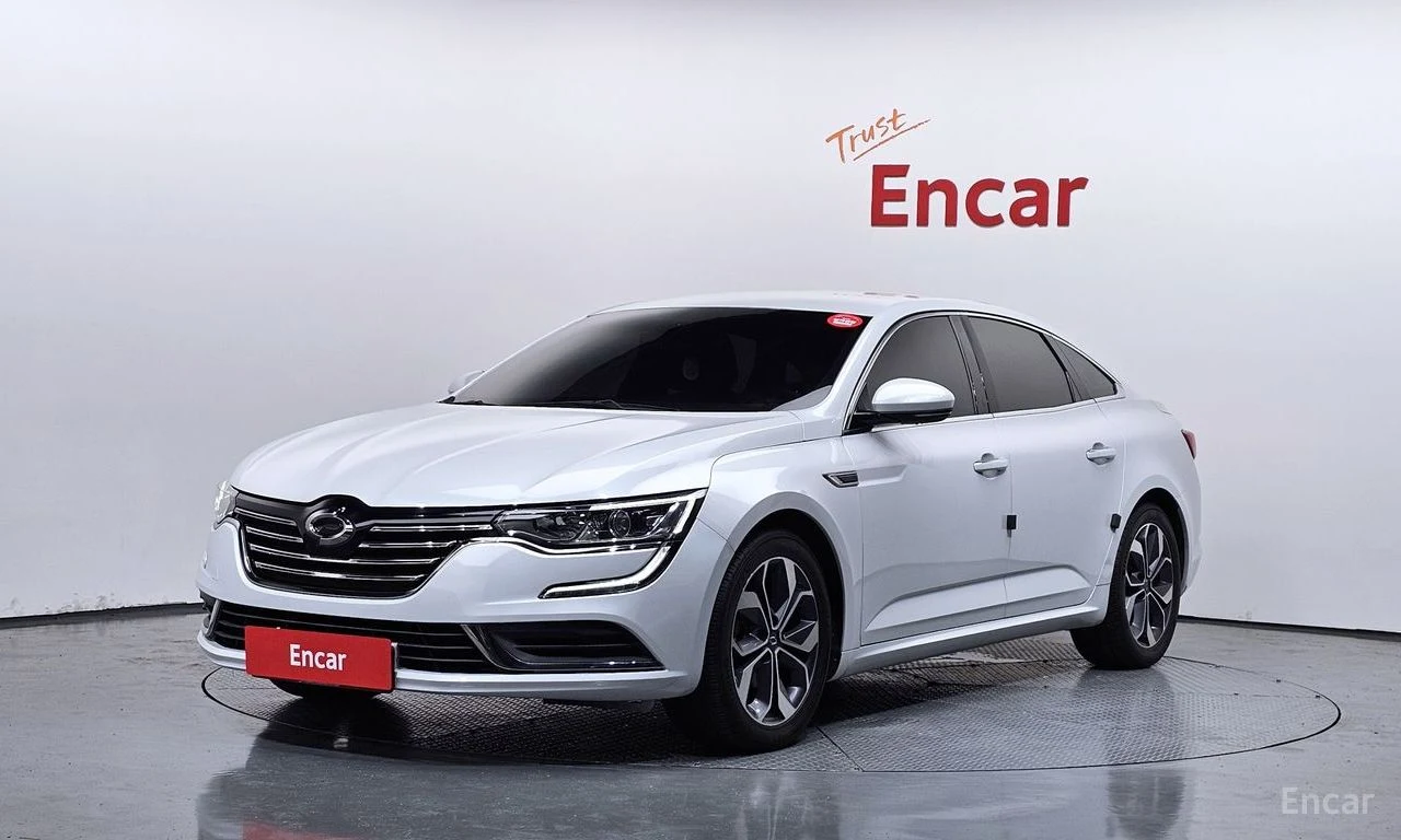 Renault SM6