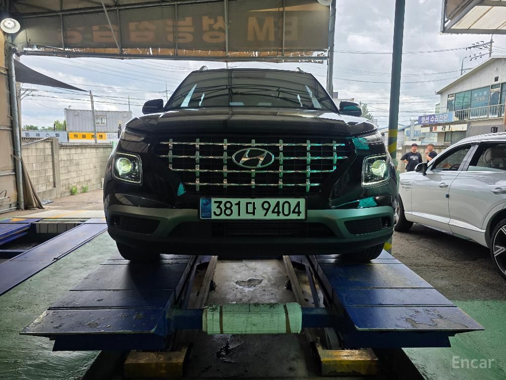 Hyundai Venue