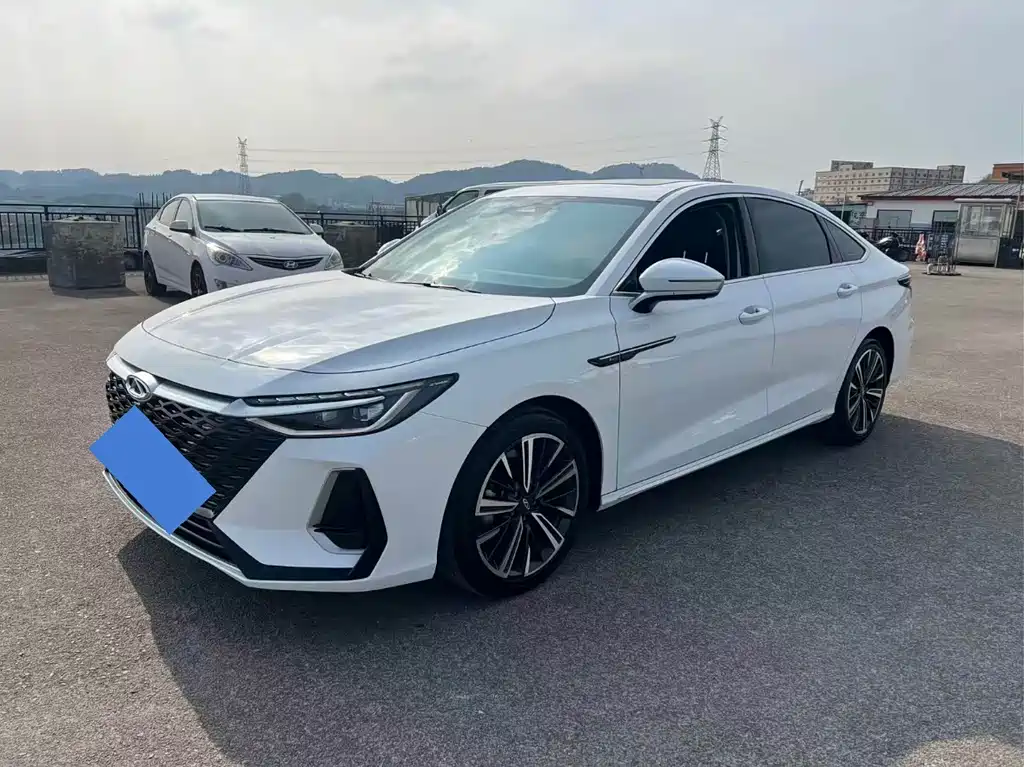 Chery Arrizo 8