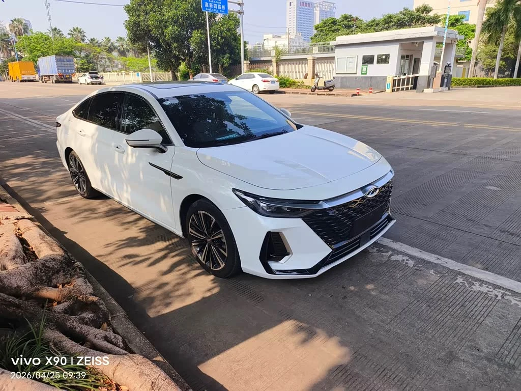 Chery Arrizo 8