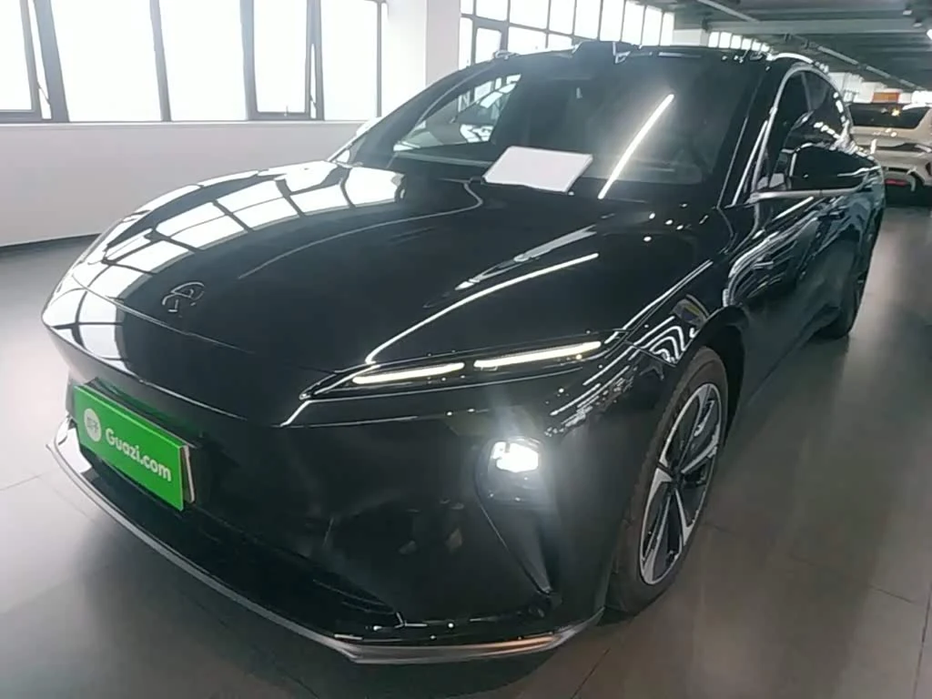 NIO ET5T