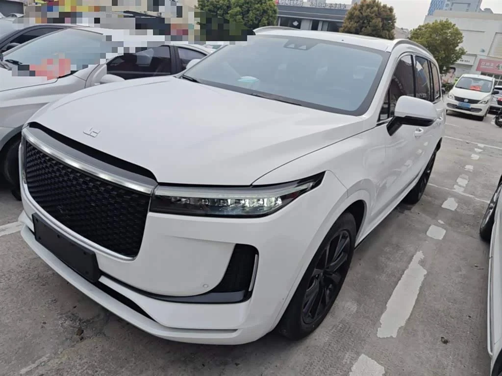 Li Auto ONE