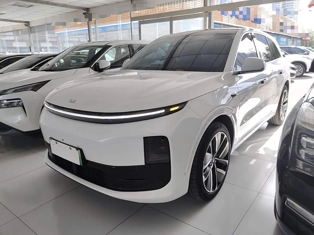 Li Auto L6