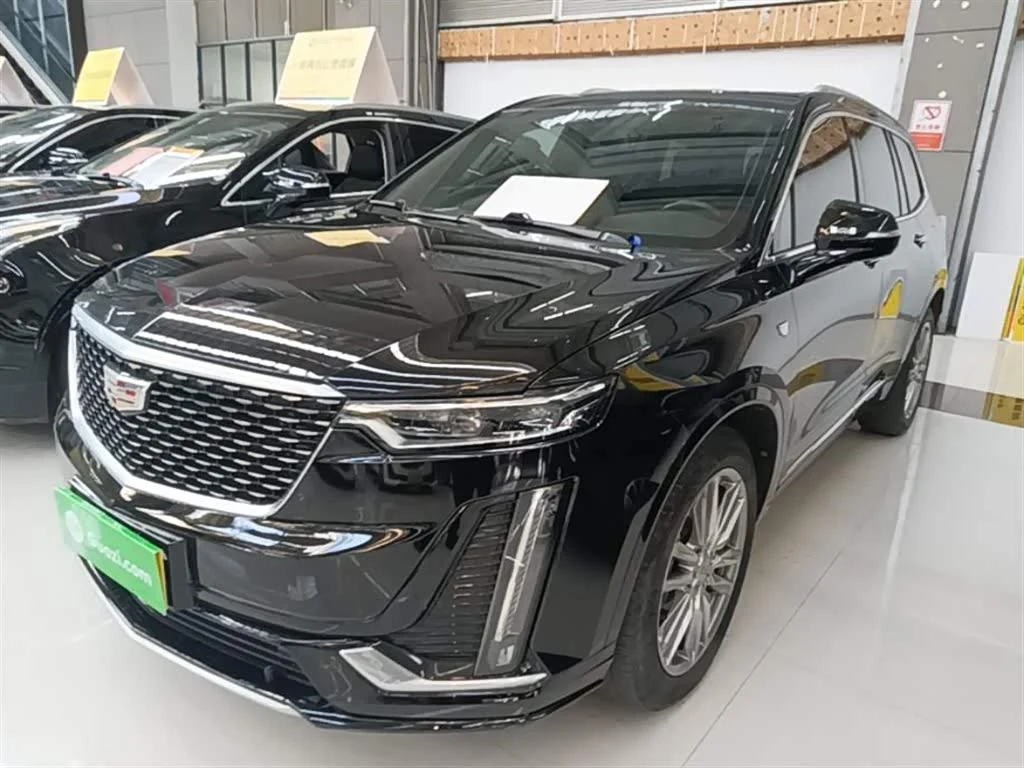 Cadillac XT6