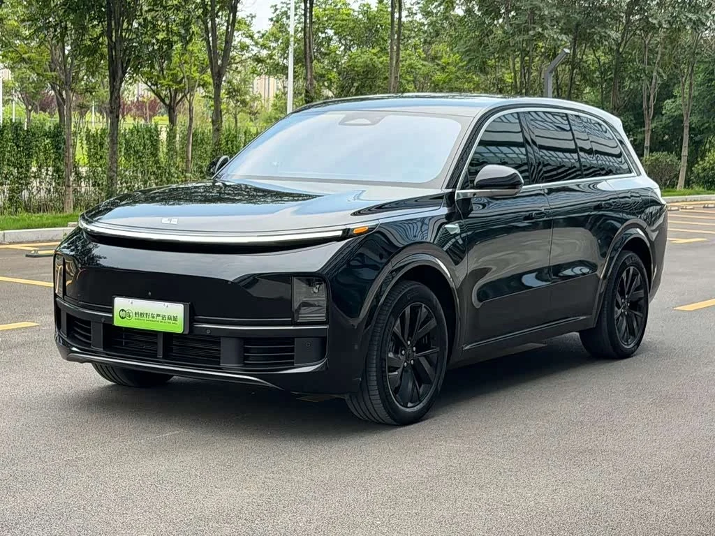 Li Auto L8