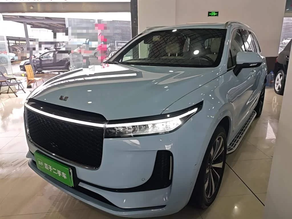 Li Auto ONE