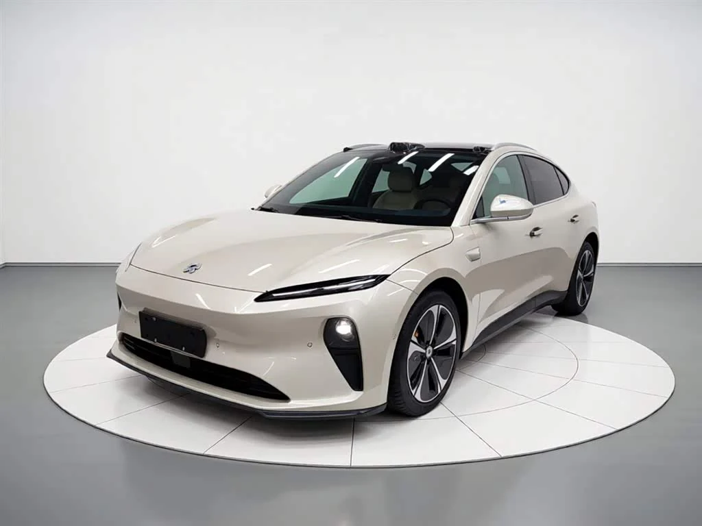 NIO ET5T
