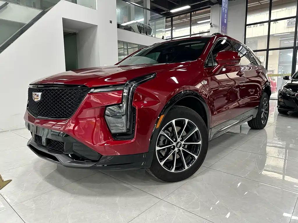 Cadillac XT4