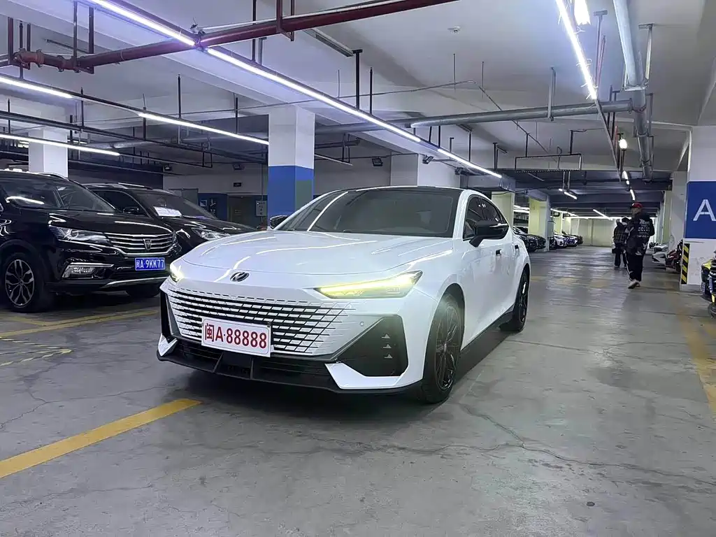 Changan UNI-V