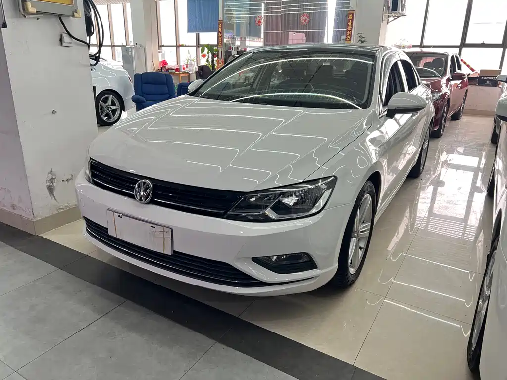 Volkswagen Lamando