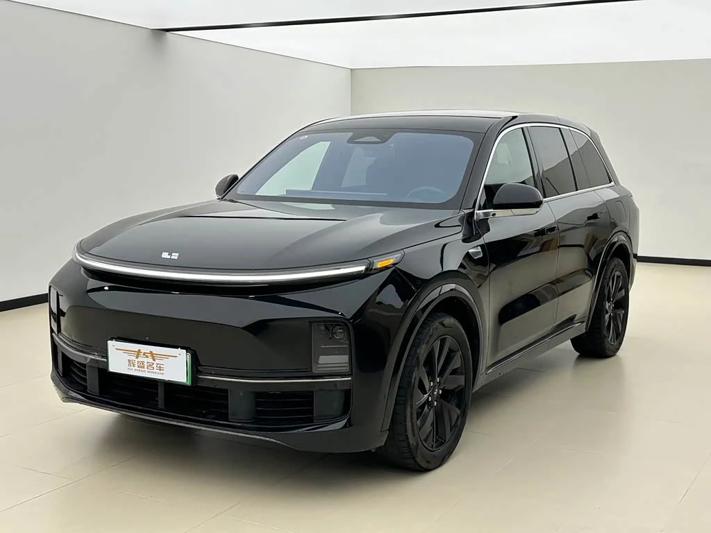 Li Auto L8