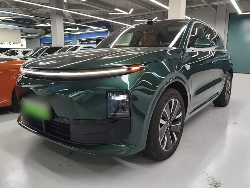 Li Auto L6