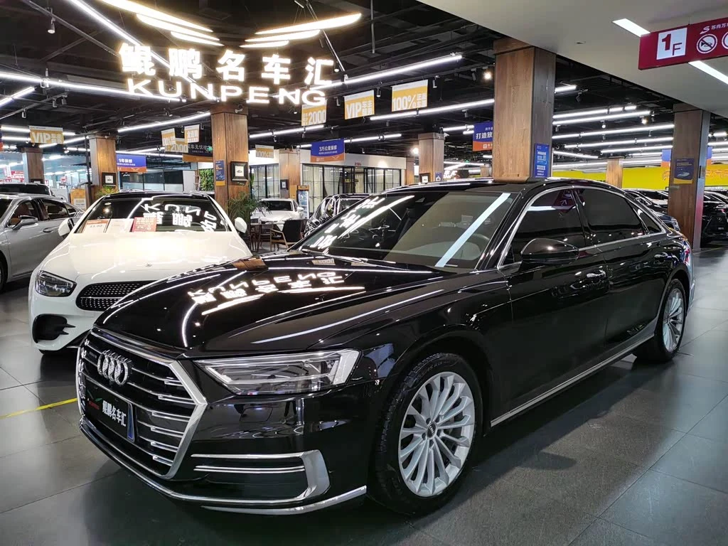 Audi A8
