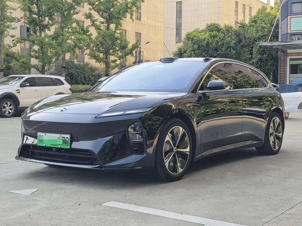 NIO ET5T