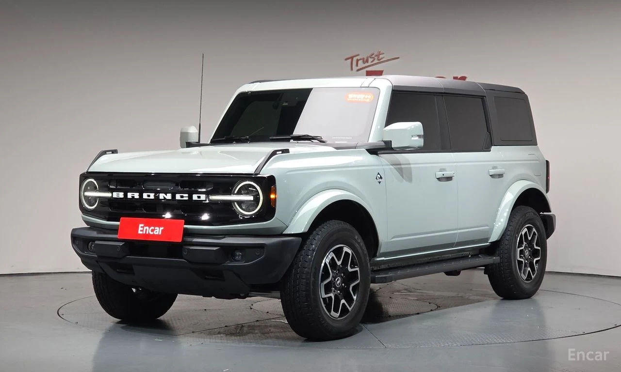 Ford Bronco