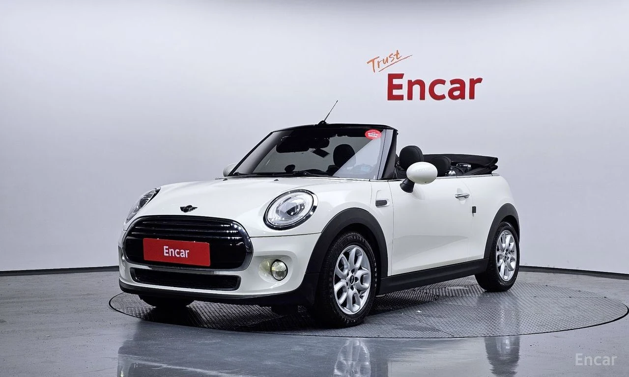 Mini Cooper convertible