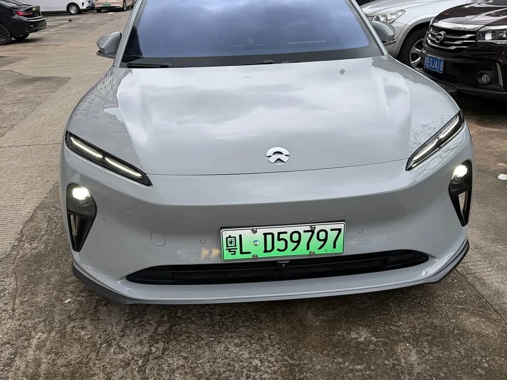 NIO ET5T