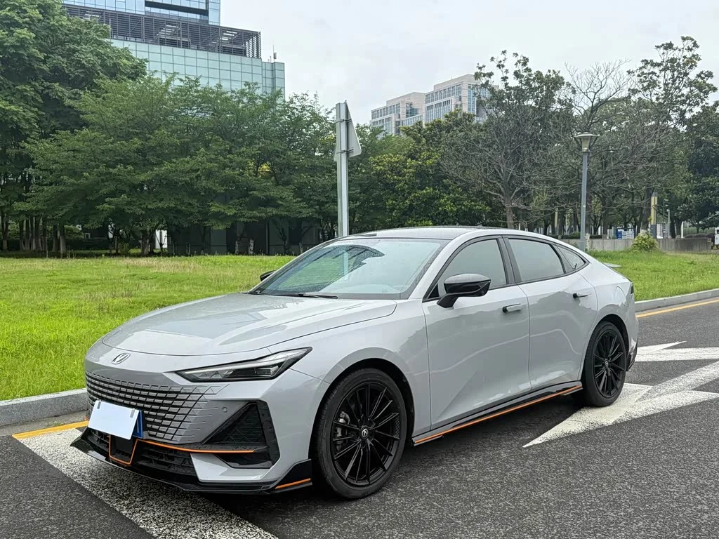 Changan UNI-V