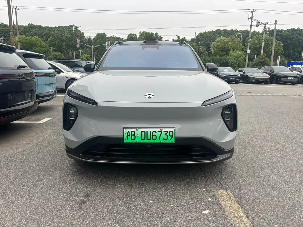 NIO ES6