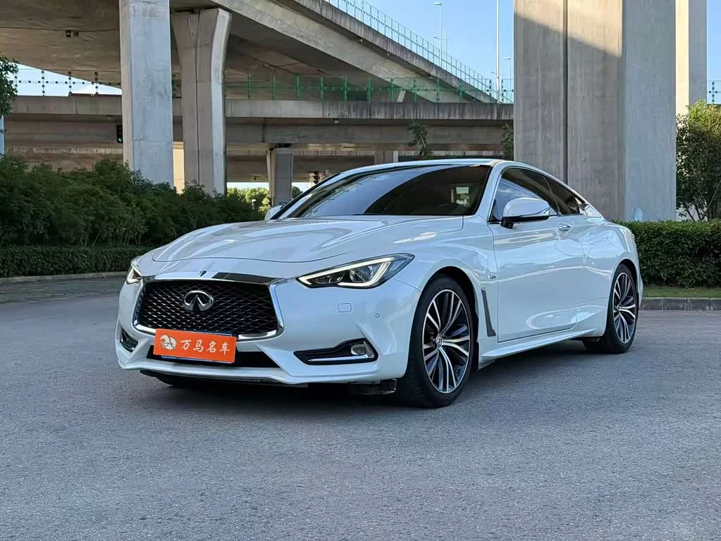 Infiniti Q60