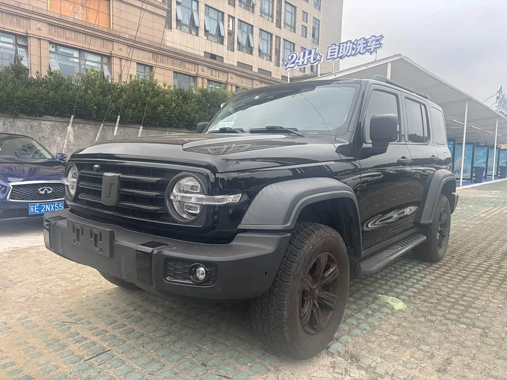 Tank 300