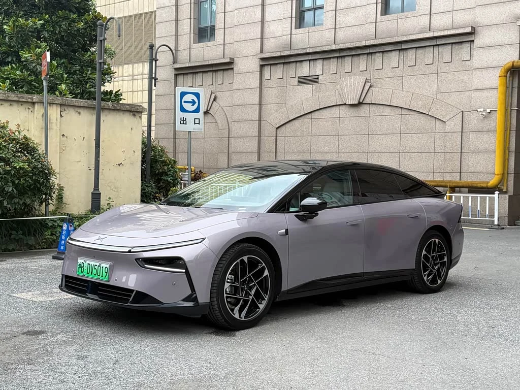 Xpeng P7