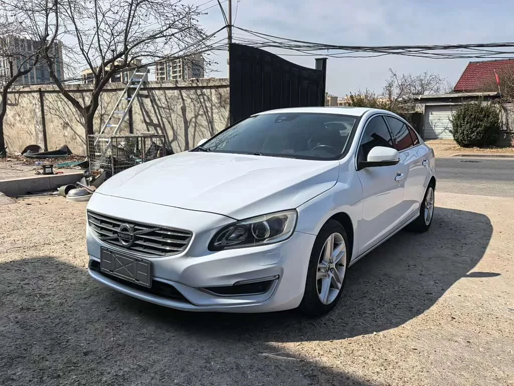 Volvo S60