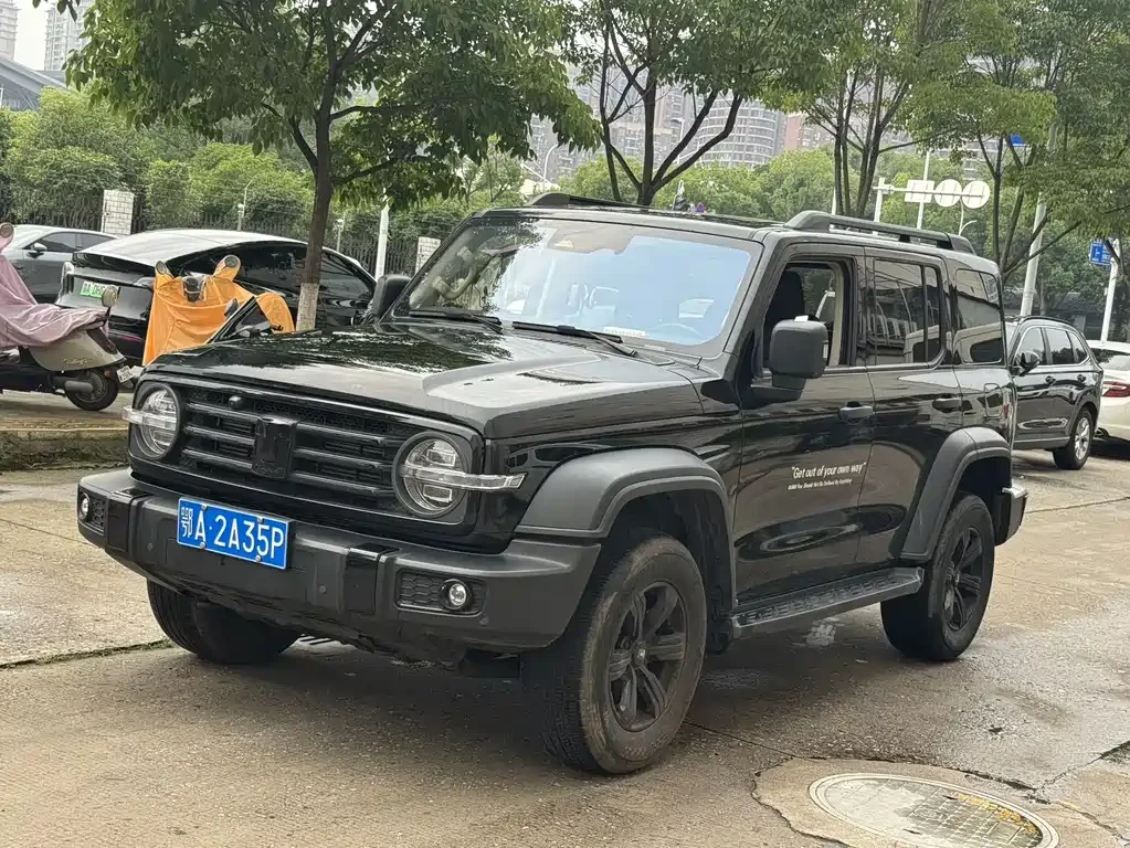 Tank 300